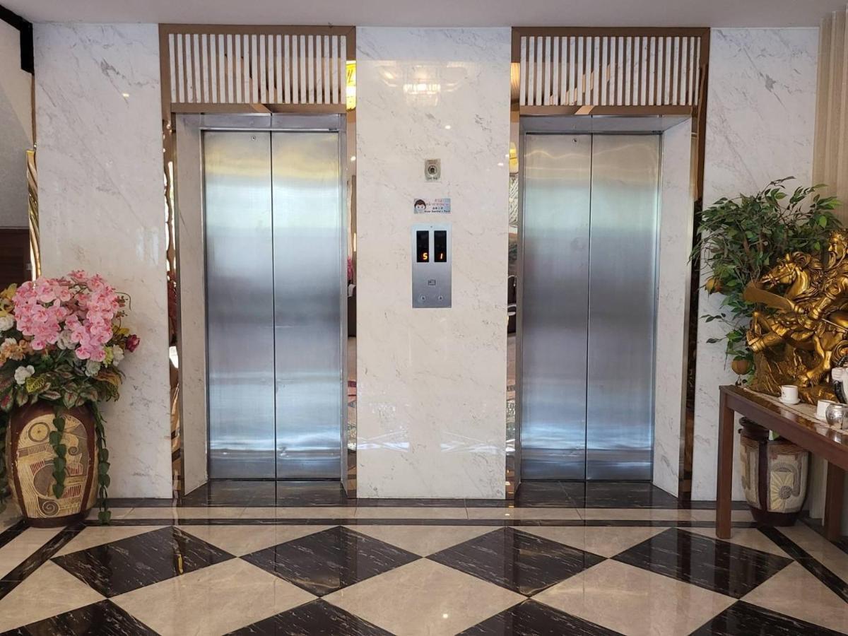 Hotel Three Seasons Bangkok Esterno foto