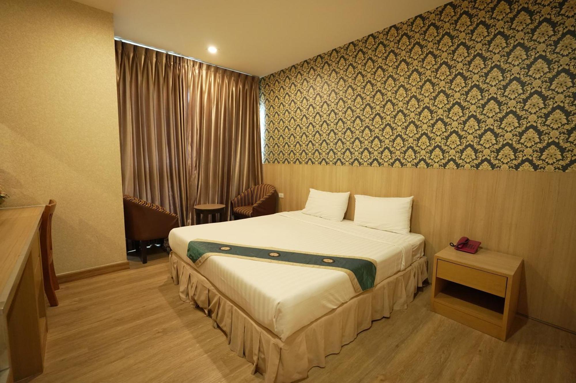 Hotel Three Seasons Bangkok Esterno foto
