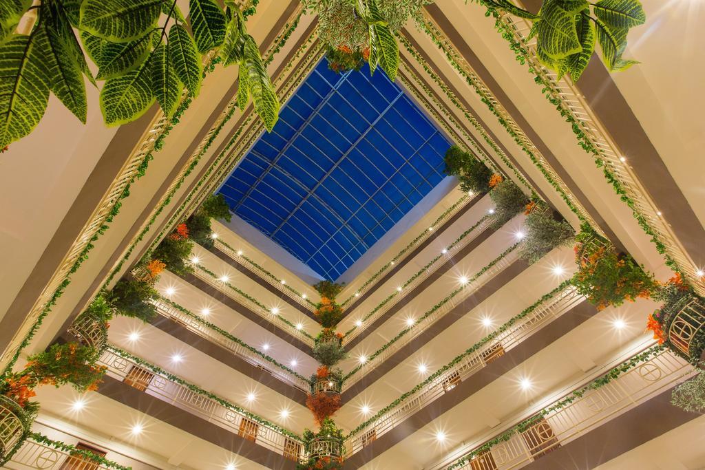 Hotel Three Seasons Bangkok Esterno foto