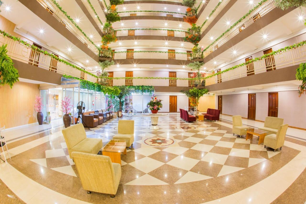 Hotel Three Seasons Bangkok Esterno foto
